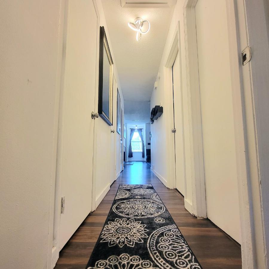 Hi-Tek-Duplex A-Two 75In 4K Led Villa Charleston Exteriör bild